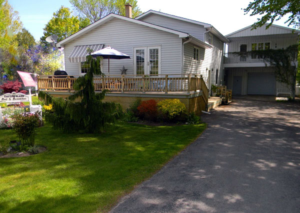 Taylor-Made Bed and Breakfast, Lion's Head Ontario
